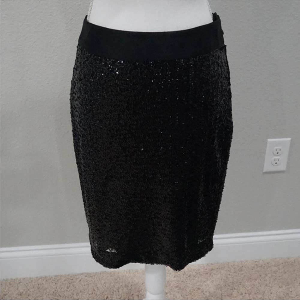 The Limited Black Sequin Midi Skirt NWT - size 4